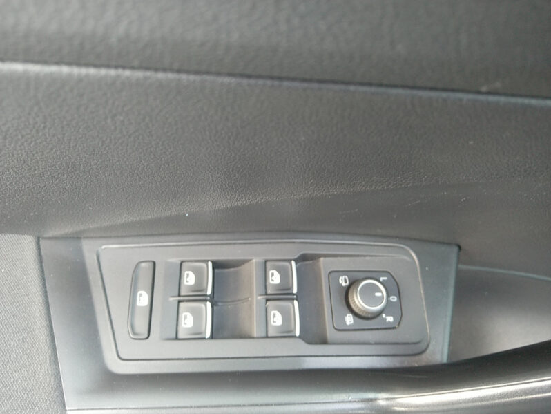 VW T-Roc 1,0 TSI Design voll