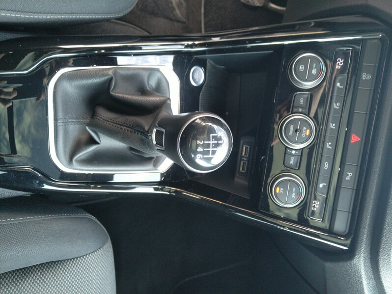 VW T-Roc 1,0 TSI Design voll