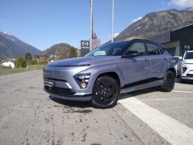 HYUNDAI KONA EV (SX2) Smart Line 48,6kWh DACH SW WÄRMEP. DESIGNP.