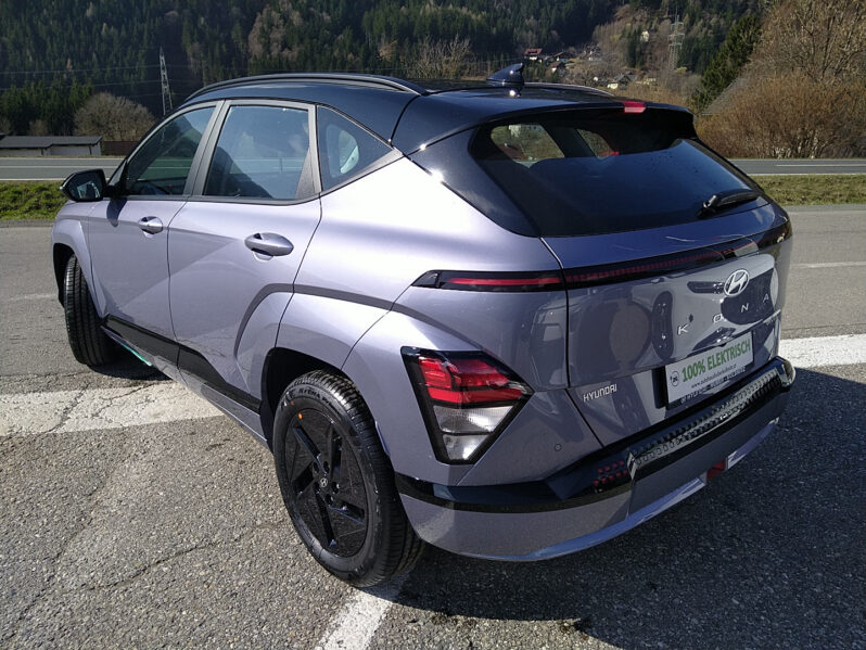 HYUNDAI KONA EV (SX2) Smart Line 48,6kWh DACH SW WÄRMEP. DESIGNP. voll