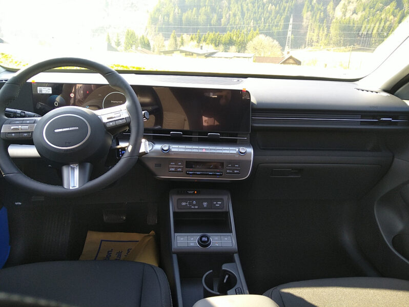 HYUNDAI KONA EV (SX2) Smart Line 48,6kWh DACH SW WÄRMEP. DESIGNP. voll