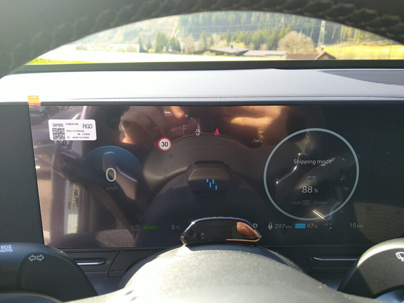 HYUNDAI KONA EV (SX2) Smart Line 48,6kWh DACH SW WÄRMEP. DESIGNP. voll