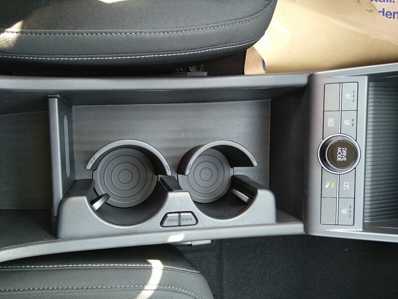 HYUNDAI KONA EV (SX2) Smart Line 48,6kWh DACH SW WÄRMEP. DESIGNP. voll