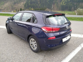 HYUNDAI i30 5 Türer Entry 1,4 MPI