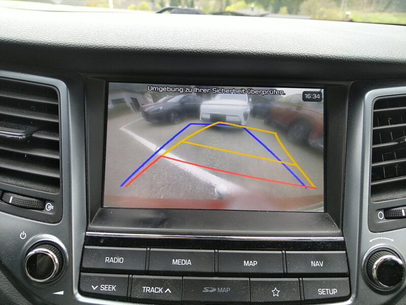 HYUNDAI Tucson GO 2,0 CRDi 4WD MT voll