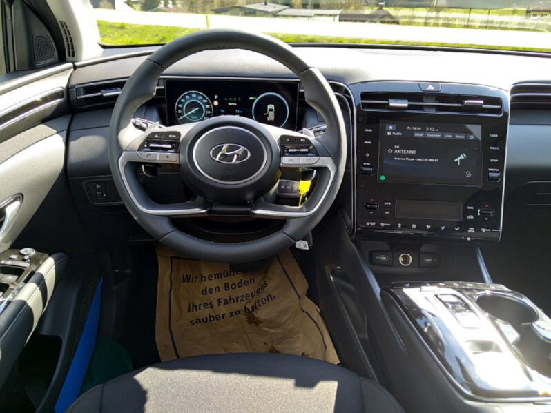 HYUNDAI Tucson NX4 Smartline 4WD 1,6 T-GDi PLUGIN-HYBRID LED voll