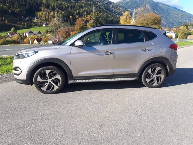 HYUNDAI Tucson Platin Launch 2,0 CRDi 4WD MT 820l voll