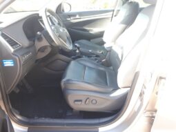 HYUNDAI Tucson Platin Launch 2,0 CRDi 4WD MT 820l voll