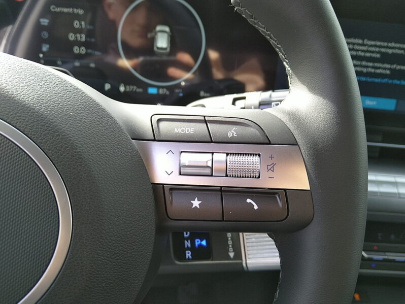 HYUNDAI KONA EV (SX2) GO 64,8 kWh WÄRMEPUMPE voll
