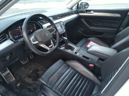 VW Passat Alltrack Kombi 2,0 TDI SCR 4Motion DSG voll