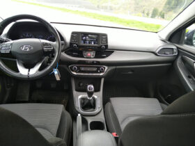 HYUNDAI i30 5 Türer Entry 1,4 MPI