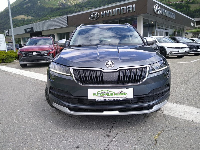 SKODA Karoq 2,0 TDI SCR 4×4 Scout voll