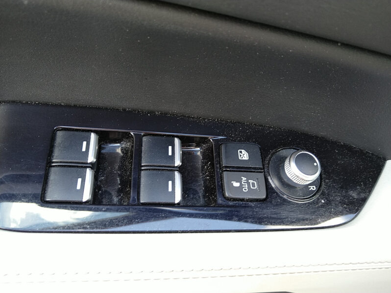MAZDA CX-5 CD184 AWD REVOLUTION TOP LEDER WEISS voll