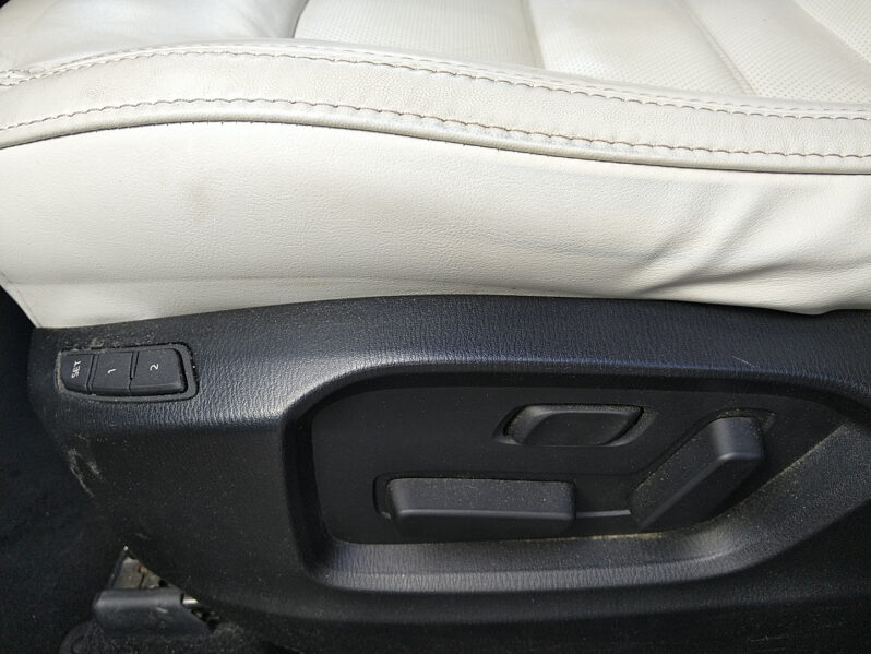 MAZDA CX-5 CD184 AWD REVOLUTION TOP LEDER WEISS voll