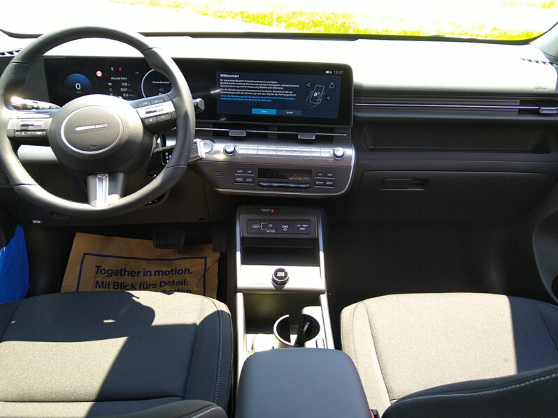 HYUNDAI KONA EV (SX2) Smart Line 64,8 kWh k7es2-P20-O20 voll