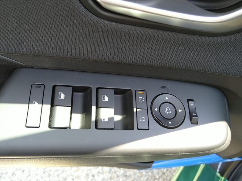 HYUNDAI KONA EV (SX2) Smart Line 64,8 kWh k7es2-P20-O20 voll