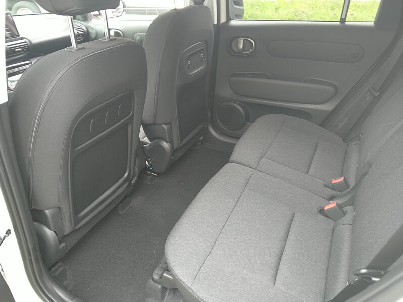 HYUNDAI INSTER Trend Line 49kWh r5t42-P3/4-O1 voll