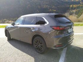 MAZDA CX-80 2,5 BENZIN-PHEV AUT AWD HOMURA PLUS 7SITZE