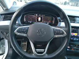 VW Passat Alltrack Kombi 2,0 TDI SCR 4Motion DSG voll