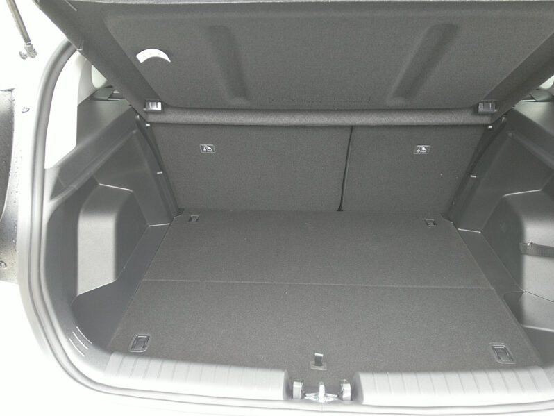 HYUNDAI Bayon GO Plus MT 1.0 T-GDI y6bu1-PP4-OO2 voll