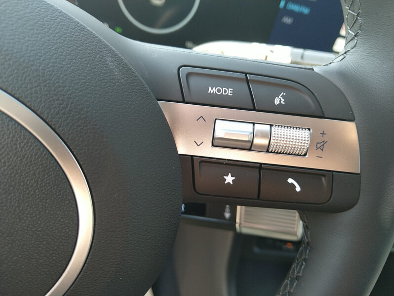 HYUNDAI Tucson NX4 Comfort Line 1,6 T-GDi PHEV 4WD AT Matrix LED Com+ voll