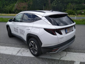 HYUNDAI Tucson NX4 GO Plus 1,6 T-GDi HEV 4WD AT t6hu2-PP1