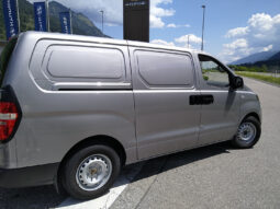 HYUNDAI H1 Level 1 2,5 CRDi Klima, Media voll
