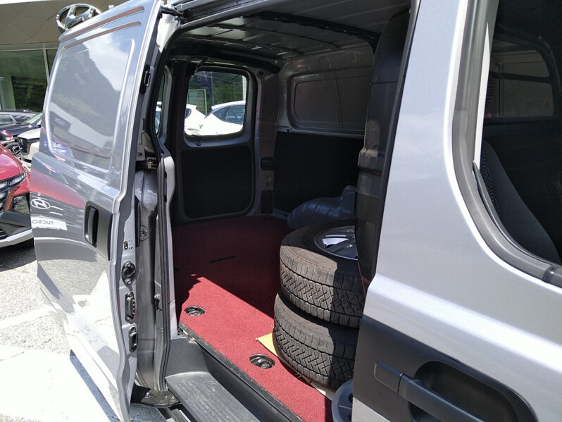 HYUNDAI H1 Level 1 2,5 CRDi Klima, Media voll