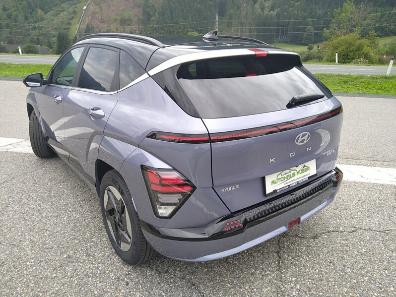 HYUNDAI KONA EV (SX2) GO 64,8 kWh Tech WP voll