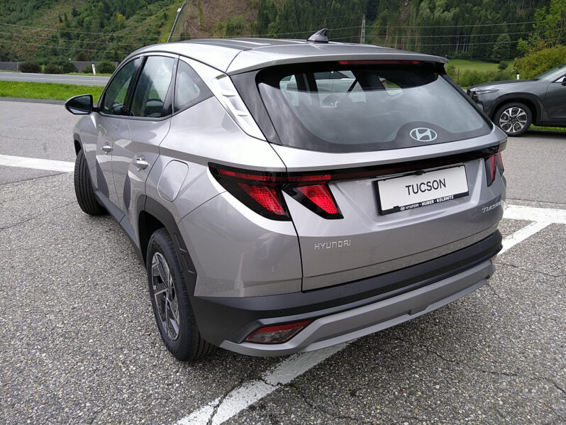 HYUNDAI Tucson NX4 Smart Line 1,6 T-GDi 2WD Winterp. Klimaaut. voll