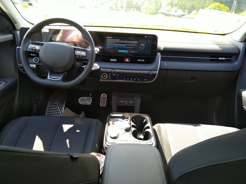 HYUNDAI IONIQ 5 Comfort Line 84kWh 4WD Com+ 20 voll