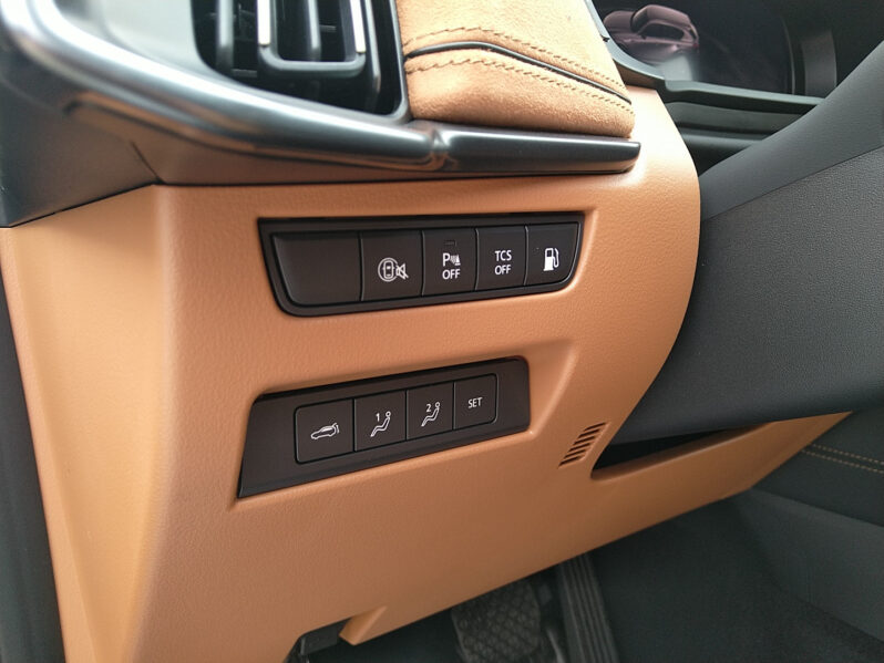 MAZDA CX-60 PHEV 327ps 8AT AWD HOMURA COSO TLOP voll