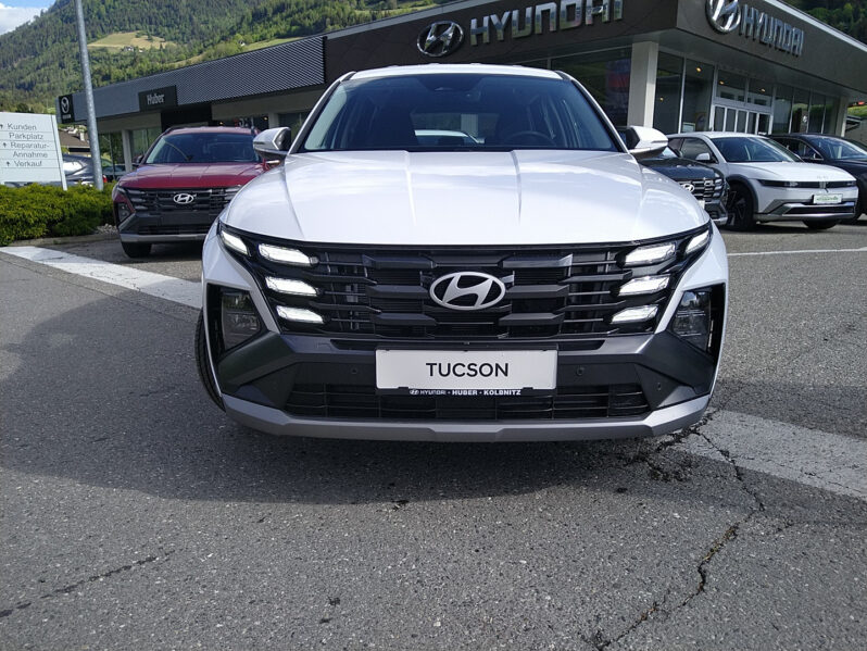 HYUNDAI Tucson NX4 Smart Line 1,6 T-GDi HEV 4WD Winterpaket voll