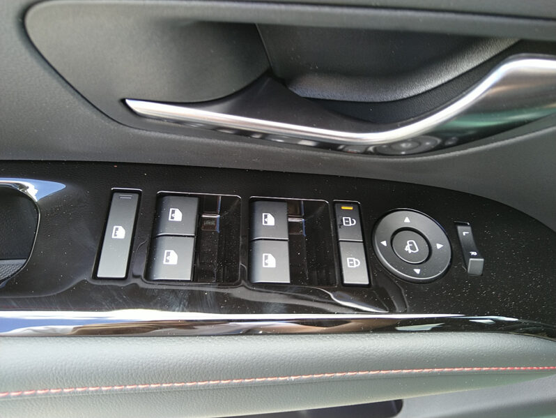HYUNDAI Tucson NX4 N Line 1,6 T-GDi PHEV 4WD AT MATRIX-LED voll
