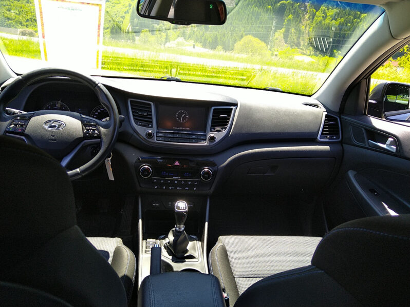 HYUNDAI Tucson GO 2,0 CRDi 4WD MT voll