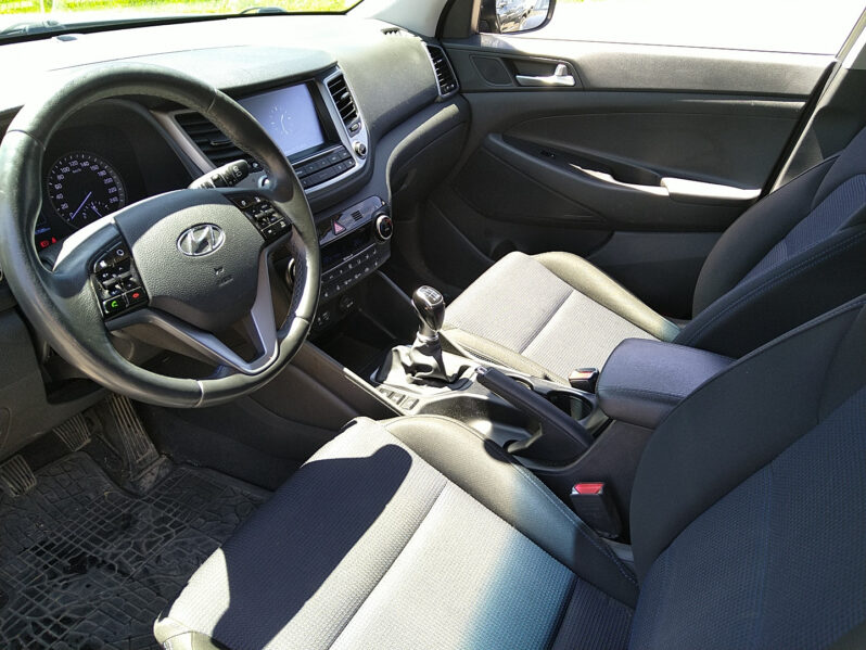 HYUNDAI Tucson GO 2,0 CRDi 4WD MT voll