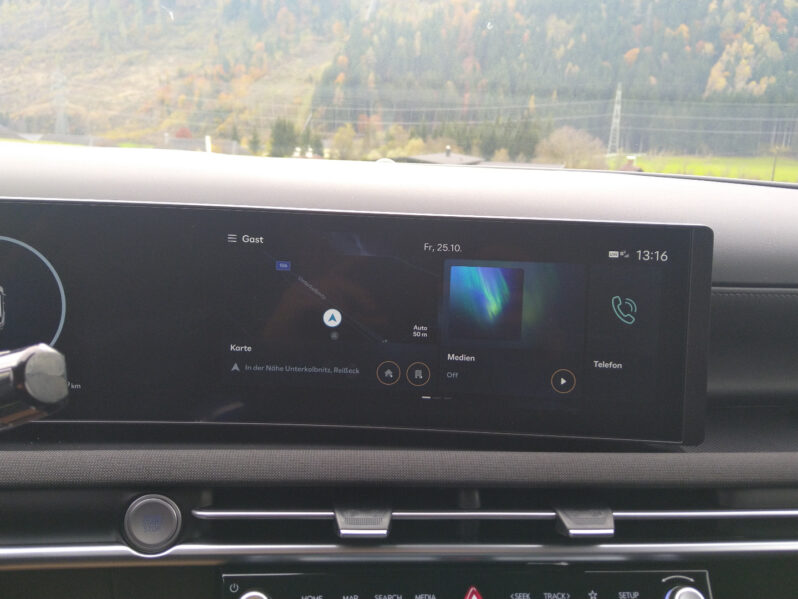 HYUNDAI Tucson NX4 Comfort Line 1,6 T-GDi HEV 4WD AT Matrix LED voll