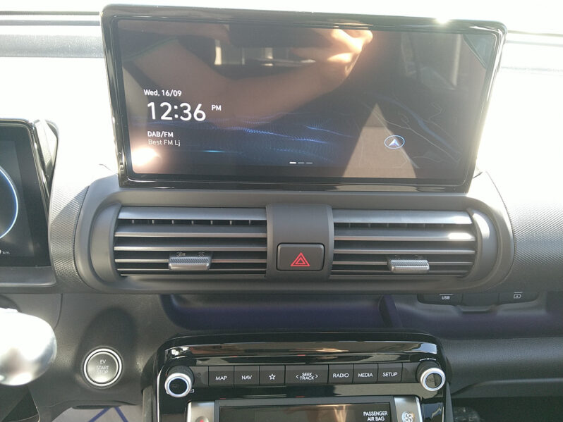 HYUNDAI INSTER Trend Line 49kWh Lichtp. Smart Sense WP voll