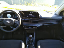 HYUNDAI i20 Trendline 1,2 MPI b1bt0a-LED 17ALU DACH SCHWARZ voll