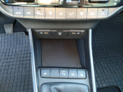 HYUNDAI i20 Trendline 1,2 MPI b1bt0a-LED 17ALU DACH SCHWARZ voll