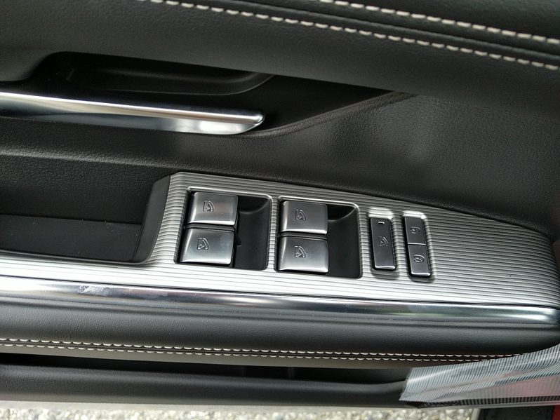 MAZDA 6e STANDARD 69kWh 258PS TAKUMI voll