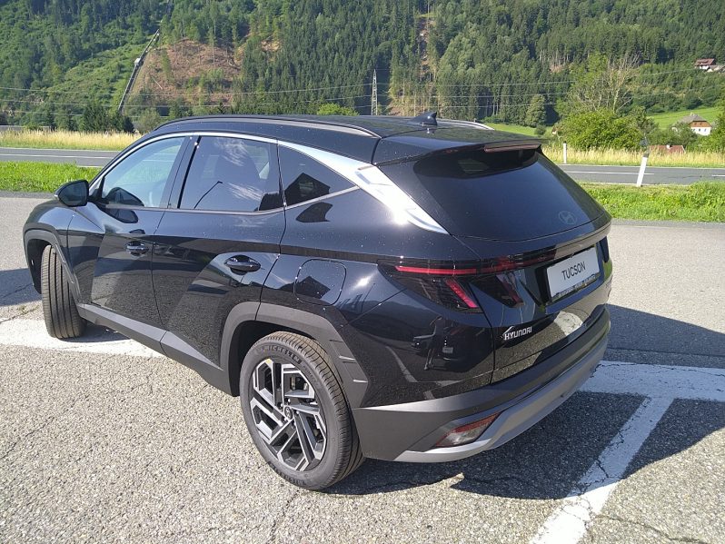 HYUNDAI Tucson NX4 Comfort Line 1,6 T-GDi PHEV 4WD AT Matrix LED Com+ voll