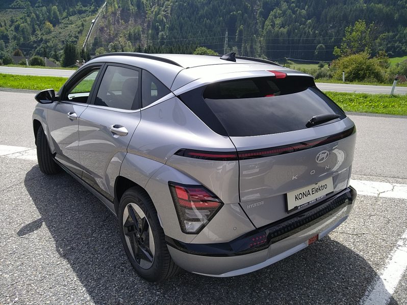HYUNDAI KONA EV (SX2) GO 64,8 kWh V2L WP voll