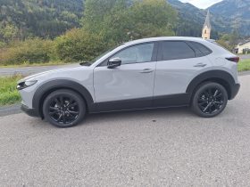 MAZDA 2027  CX-30 2.5L e-SKYACTIV G 140ps 6AT 2WD Makoto