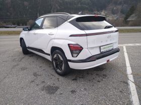 HYUNDAI KONA EV (SX2) GO 64,8 kWh Tech WP