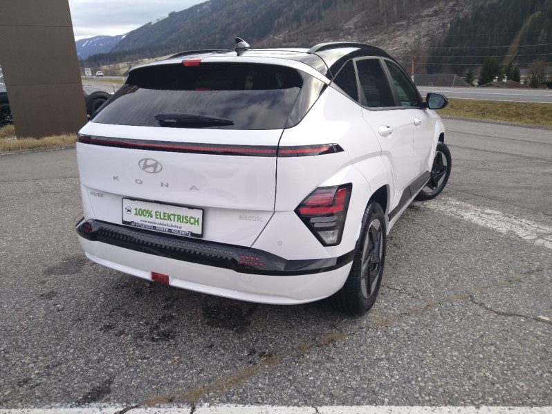 HYUNDAI KONA EV (SX2) GO 64,8 kWh Tech WP voll