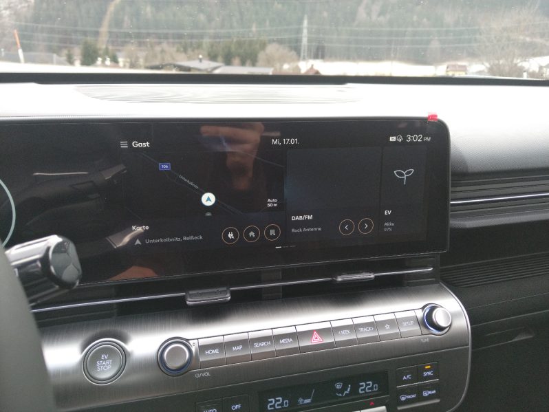 HYUNDAI KONA EV (SX2) GO 64,8 kWh Tech WP voll