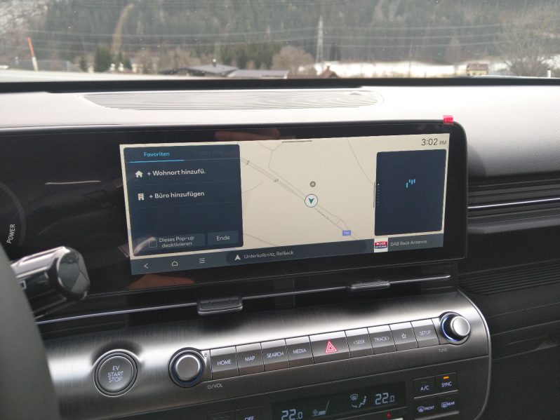 HYUNDAI KONA EV (SX2) GO 64,8 kWh Tech WP voll