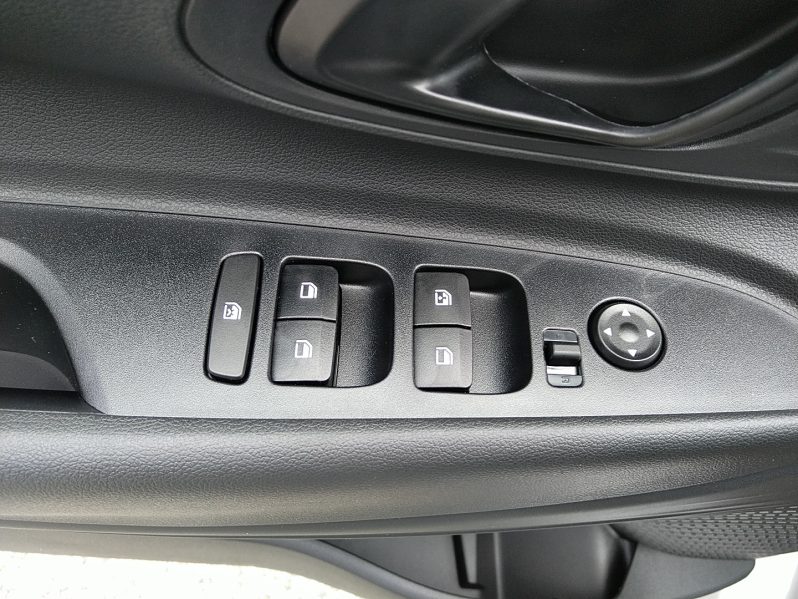 HYUNDAI i20 (BC3) Smart Line 1.0 T-GDI Black Paket Smart Line Plus voll