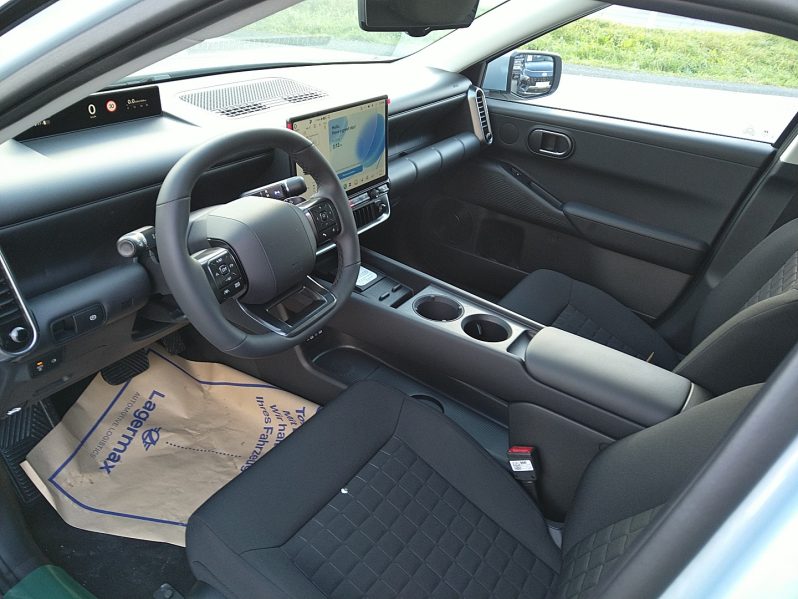 HYUNDAI IONIQ 3 TREND 61 kWh EV und Design Paket voll